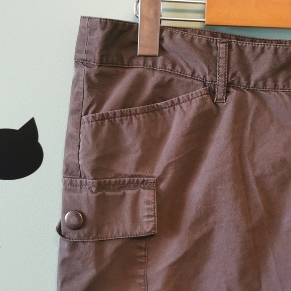 EDDIE Bauer Grey Hiking Cargo Shorts 12 - Picture 3 of 5